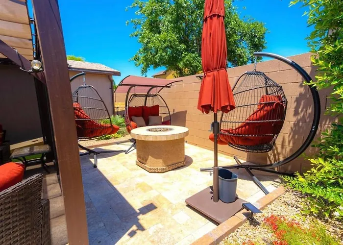 Holiday home 5 Bedrooms Hot Tub Firepit Bbq Kitchen Phoenix