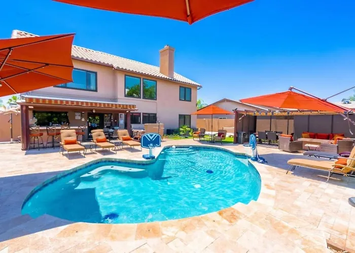 Holiday home 5 Bedrooms Hot Tub Firepit Bbq Kitchen