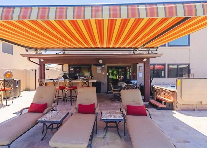 5 Bedrooms Hot Tub Firepit Bbq Kitchen * Phoenix
